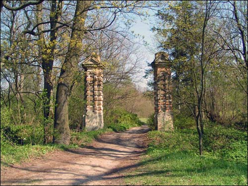 Dubaj. Manor park of the Kužaniecki former Manor-place