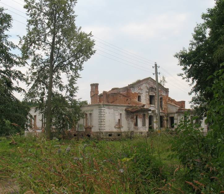  - Manor . 