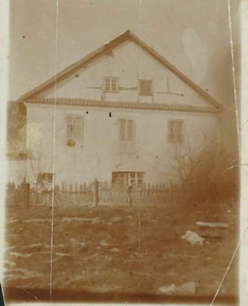 Old photos of the township  . House of Ferdynand Schuchardt at market in Zelva  - Old photos of the township . House of Ferdynand Schuchardt at market in Zelva