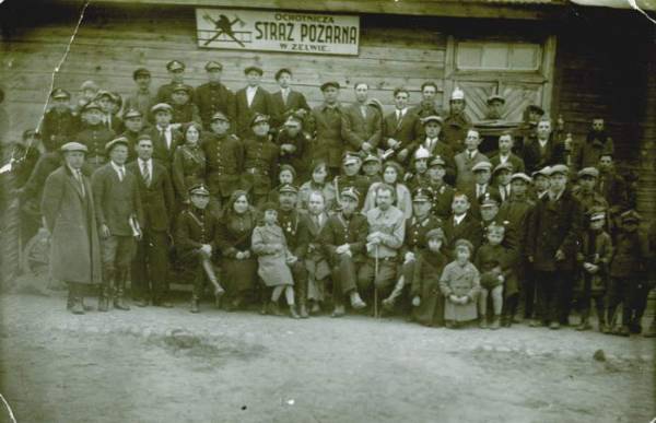 Old photos of the township  . Fire Brigade in Zelva  - Old photos of the township . Fire Brigade in Zelva