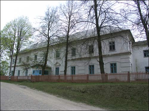 Łyskava. Catholic church of the Holy Trinity and the Monastery of Missionary