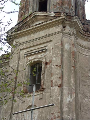 Łyskava. Catholic church of the Holy Trinity and the Monastery of Missionary