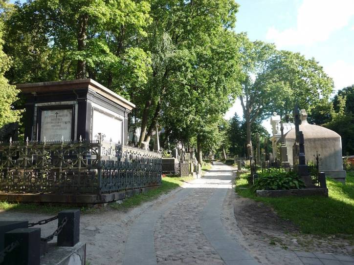 Wilno. Cmentarz na Rossie