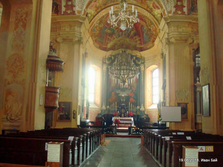Nieśwież. Kościół Najśw. Bożego Ciała (Fara)