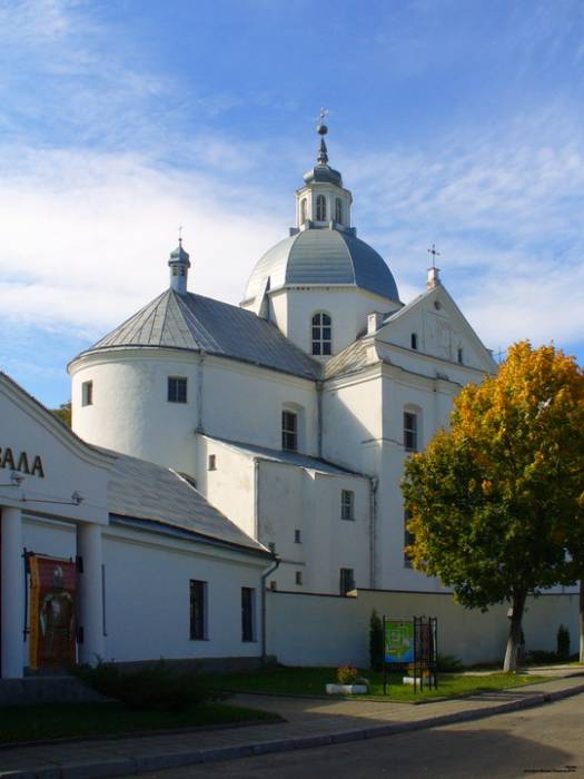 Nieśwież. Kościół Najśw. Bożego Ciała (Fara)