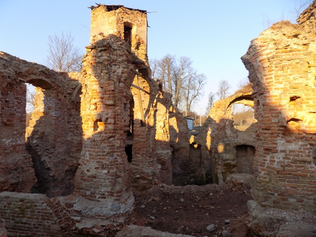 Halšany.  Castle of Sapieha, ruins