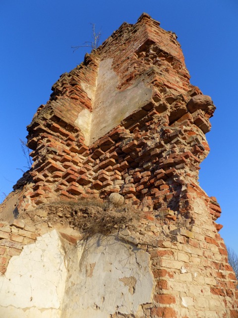 Halšany.  Castle of Sapieha, ruins