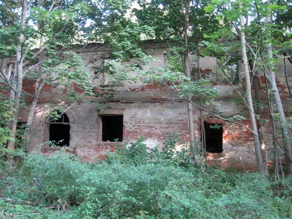  - Farmstead . 