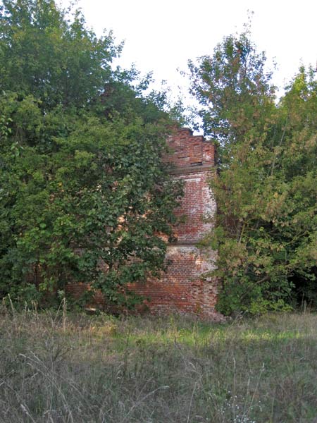  - Farmstead . 