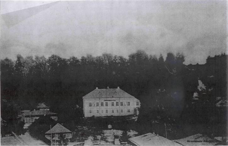  -  Будынак былой мужчынскай гiмназii. 