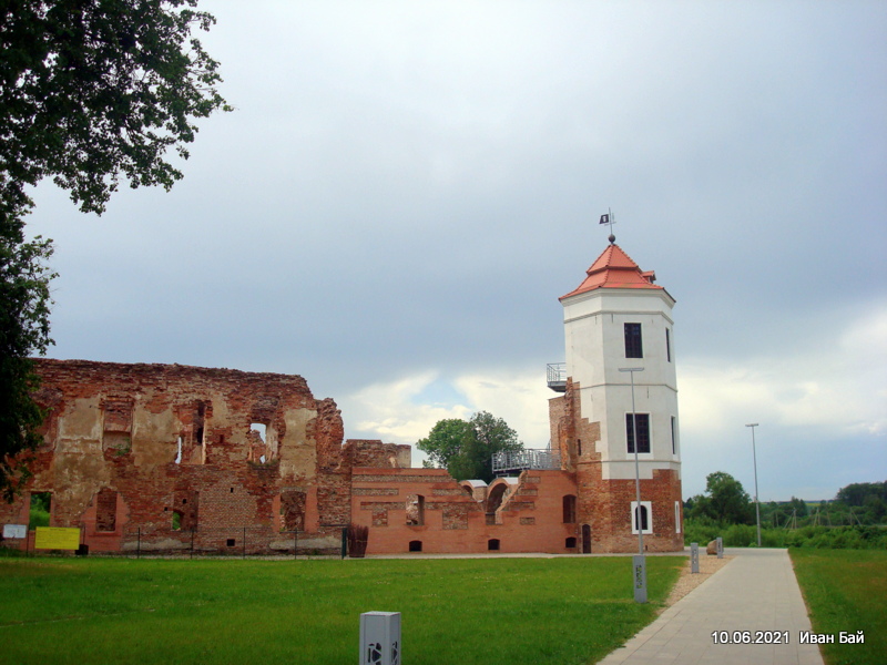  -  Zamek Sapiehów, ruiny. 