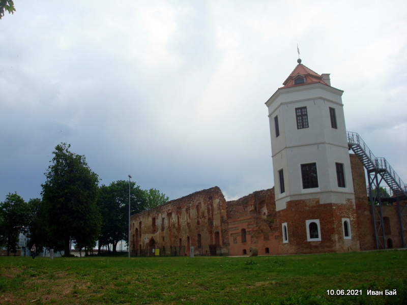  -  Zamek Sapiehów, ruiny. 