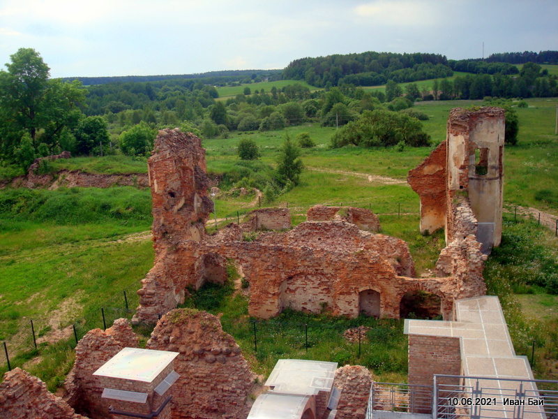  -  Zamek Sapiehów, ruiny. 