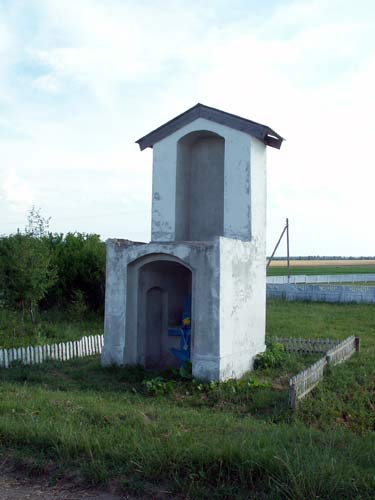 Wołczyn. Kapliczka przydrożna 