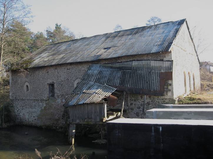  - Млын вадзяны . 