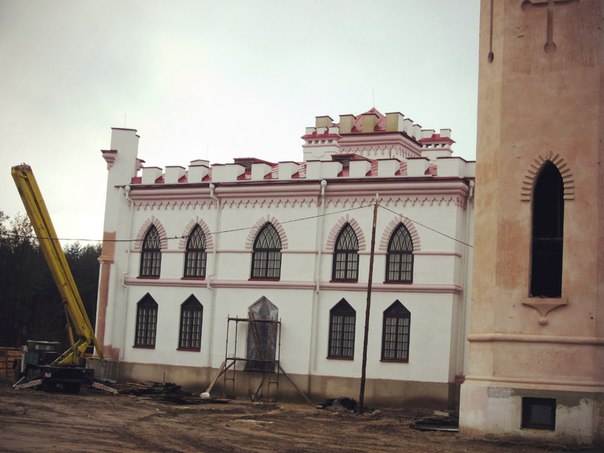  - Палац Пуслоўскіх. 