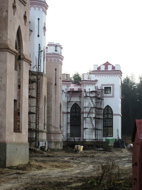  - Палац Пуслоўскіх. 