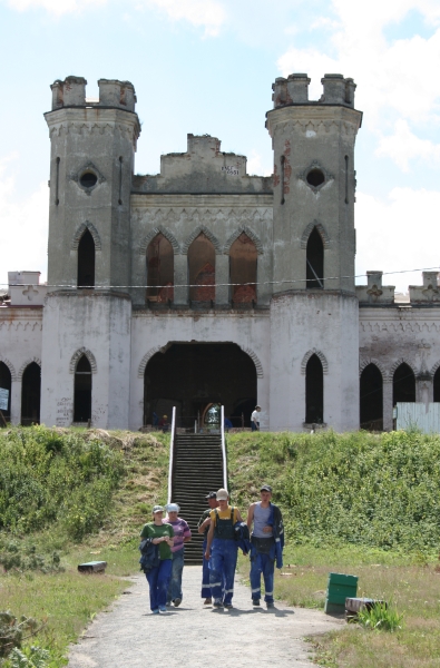 Mereczowszczyzna (Kosów). Pałac Pusłowskich